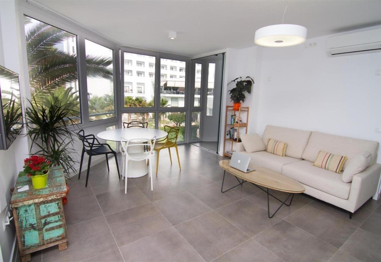 Super Front Line Modern New Apartm Nerja Exterior photo