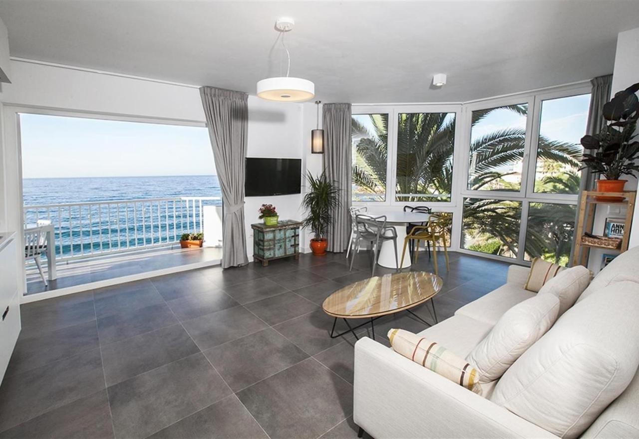 Super Front Line Modern New Apartm Nerja Exterior photo