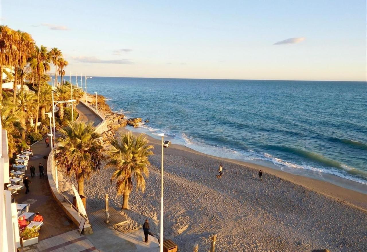 Super Front Line Modern New Apartm Nerja Exterior photo